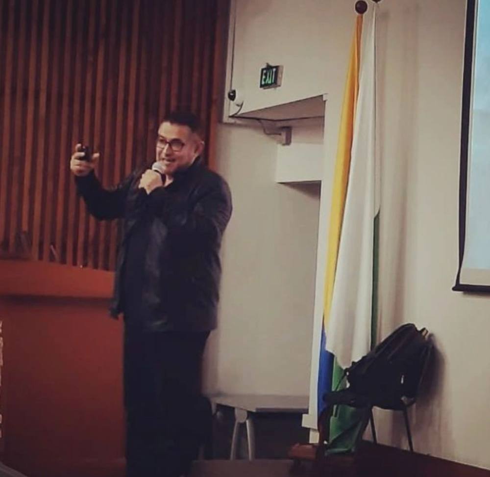 Ricardo Londoño González durante una conferencia